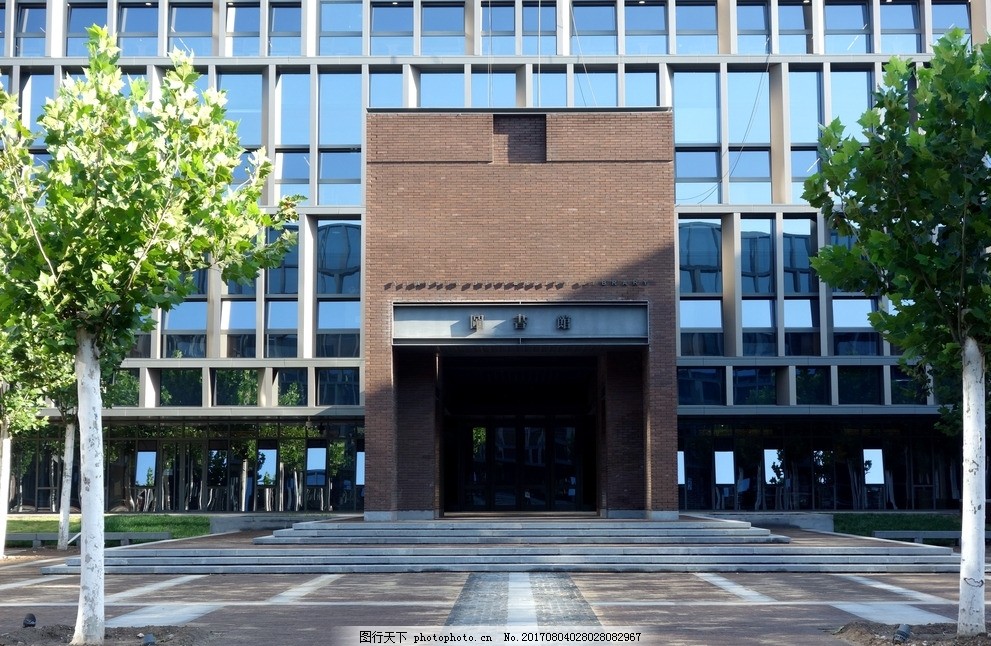 天津大学图书馆正门